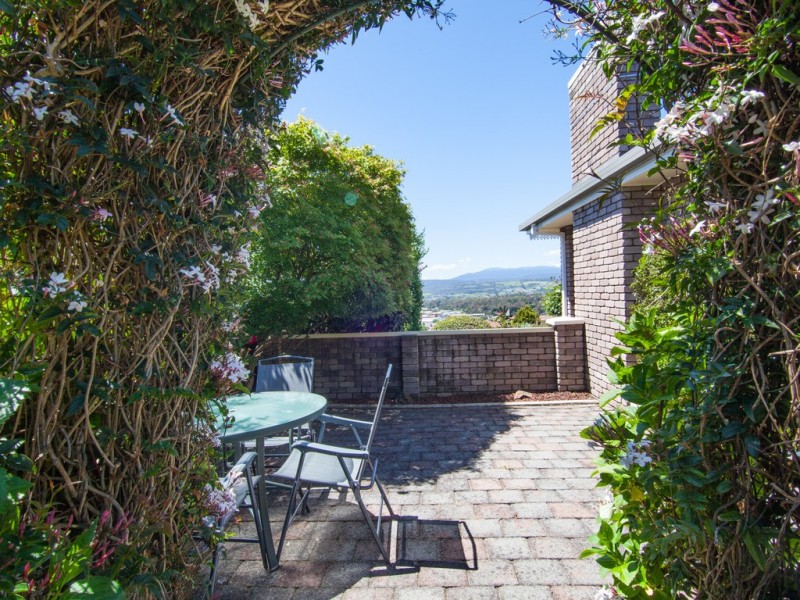 6 Nichols Street, Kings Meadows TAS 7249