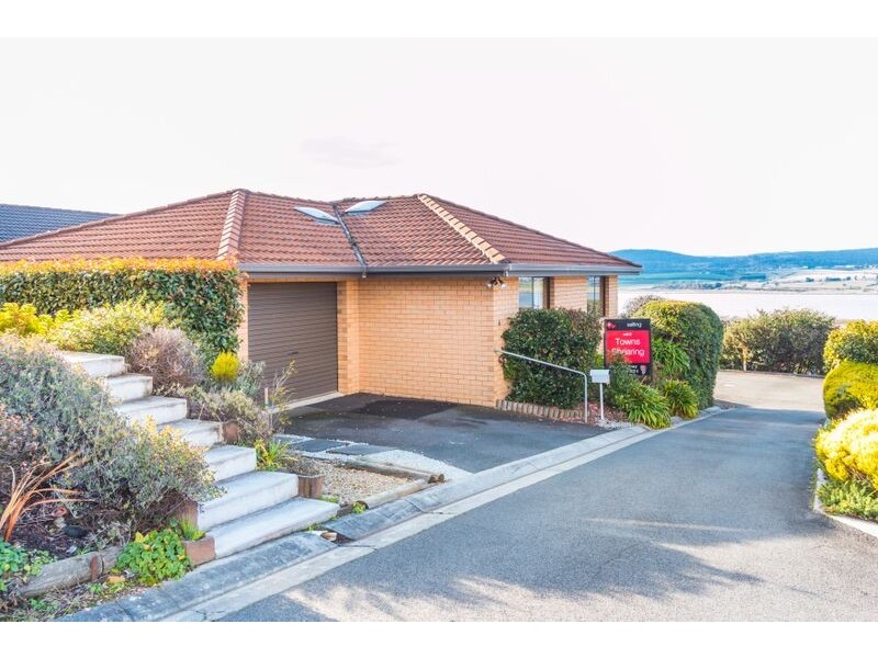 6 Winifred Circle, Riverside TAS 7250