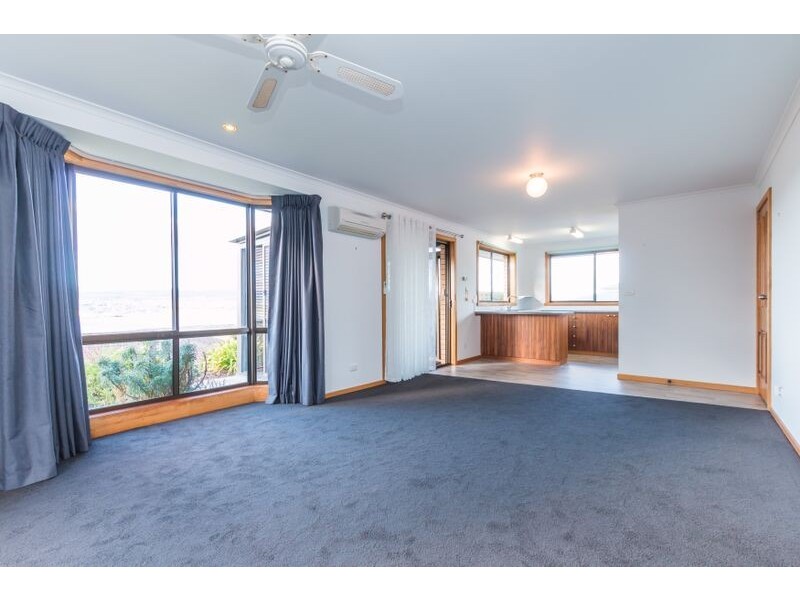 6 Winifred Circle, Riverside TAS 7250