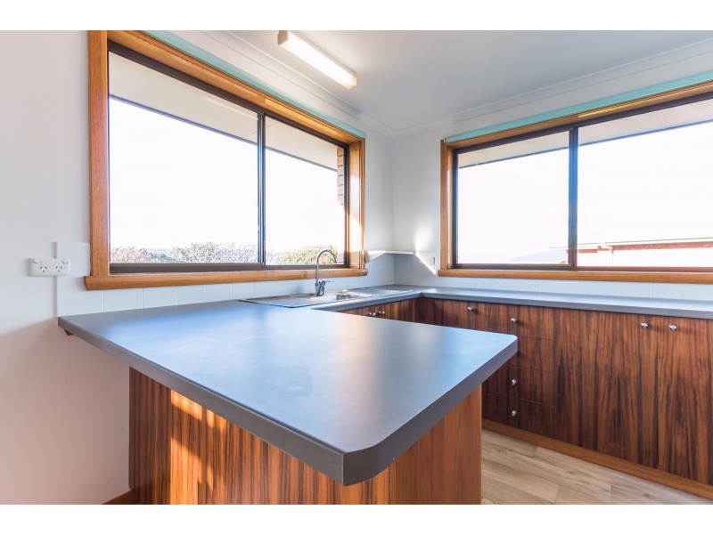 6 Winifred Circle, Riverside TAS 7250