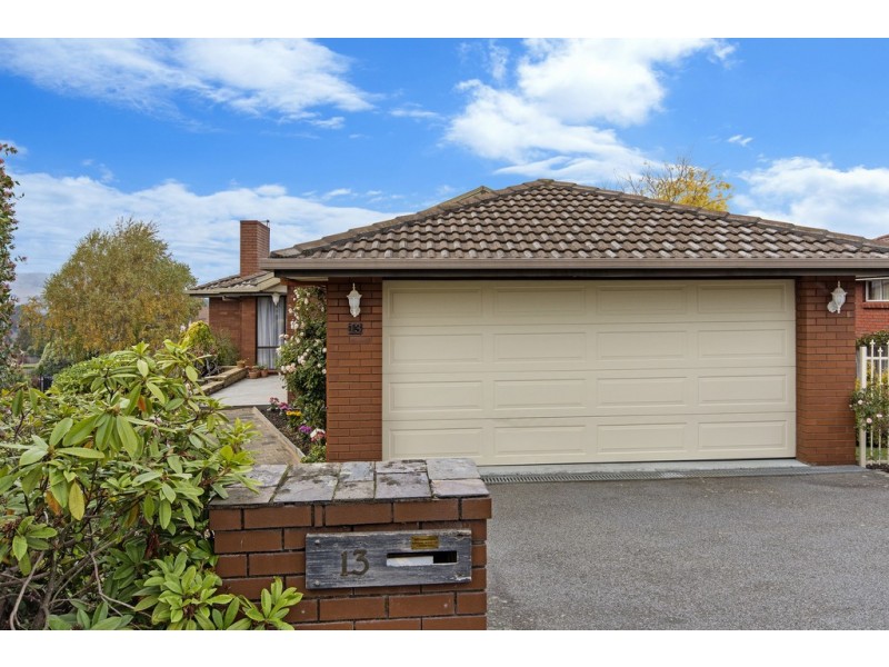 13 Benwerrin Crescent, Norwood TAS 7250