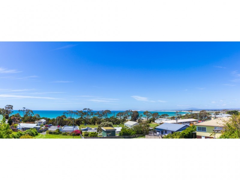 2 MAY STREET, Bridport TAS 7262