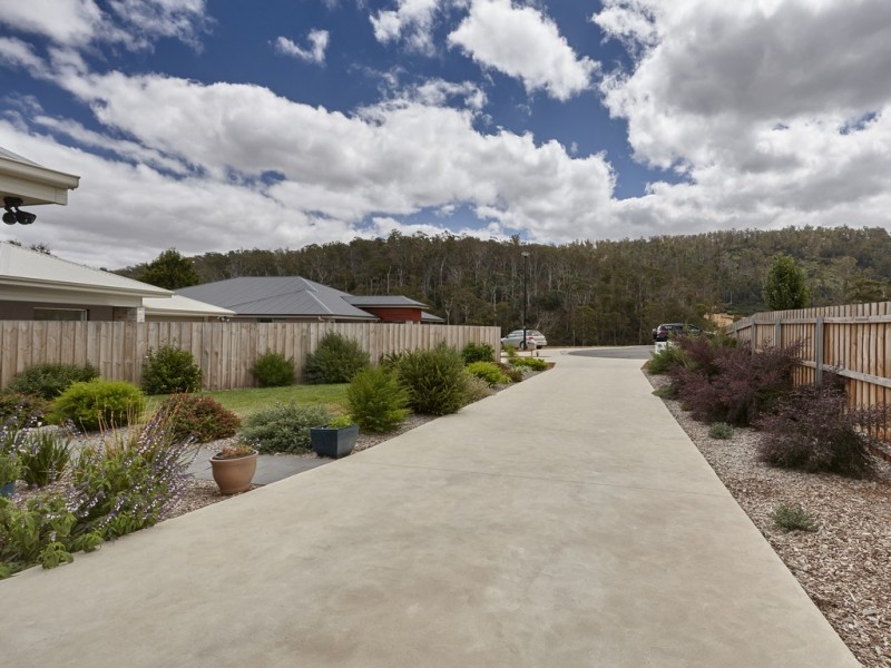 11 Tamika Terrace, Hadspen TAS 7290