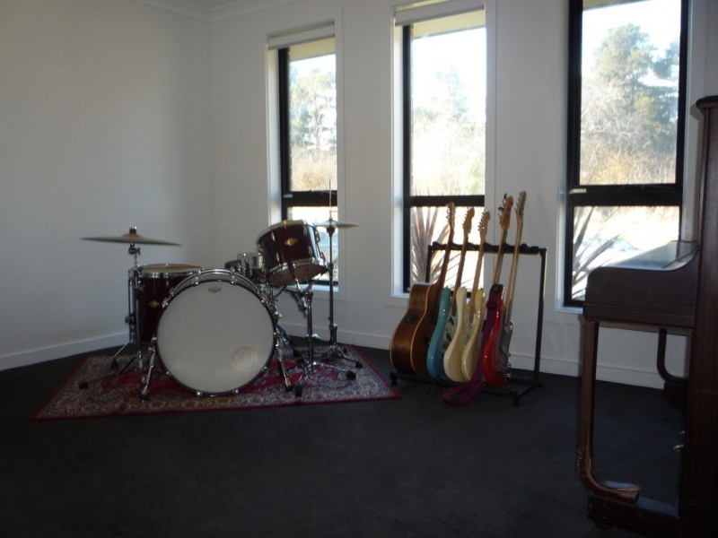 83 Parklands Parade, Newnham TAS 7248