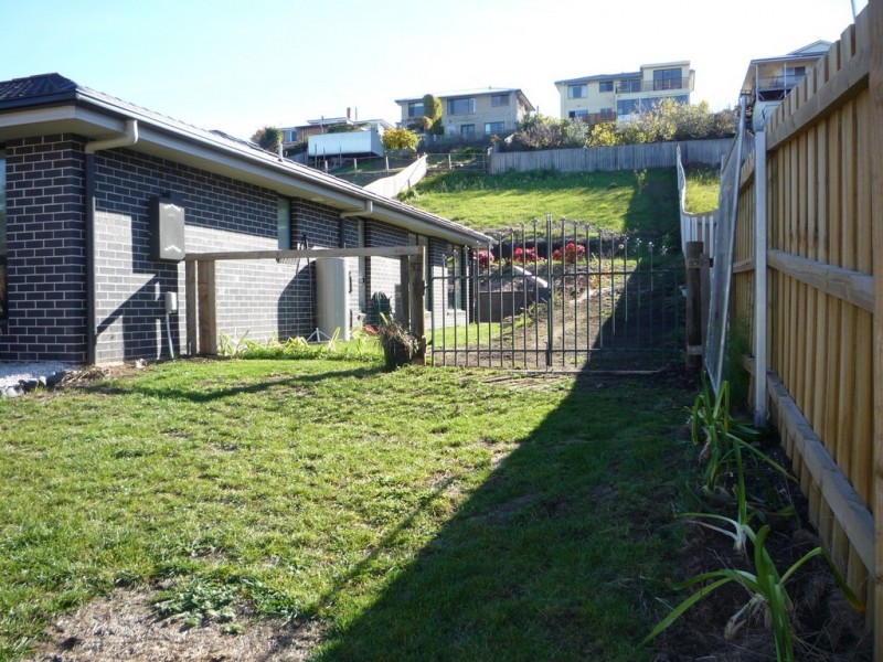 83 Parklands Parade, Newnham TAS 7248