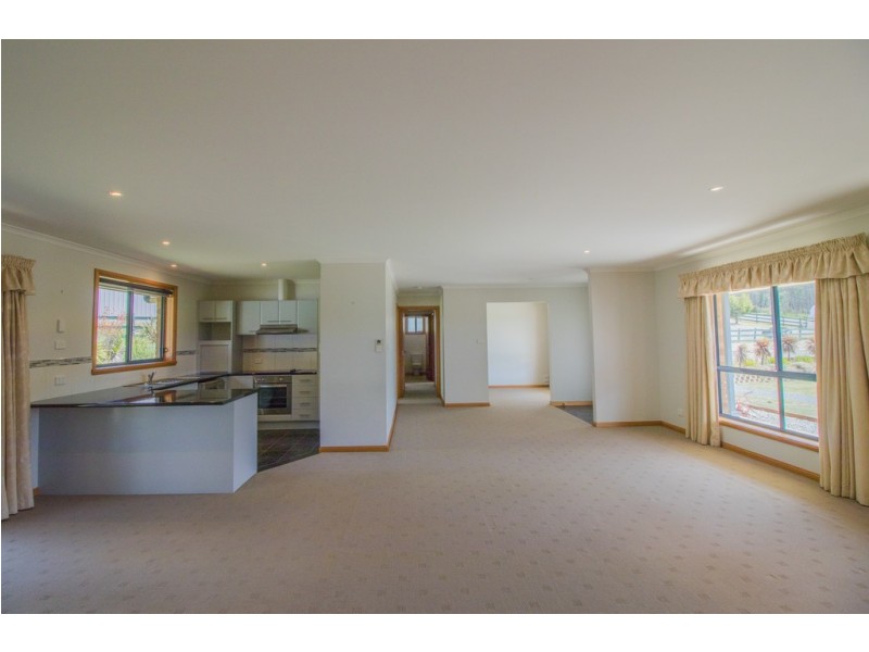 40 Pleasant Hills Drive, Grindelwald TAS 7277