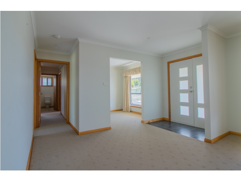 40 Pleasant Hills Drive, Grindelwald TAS 7277