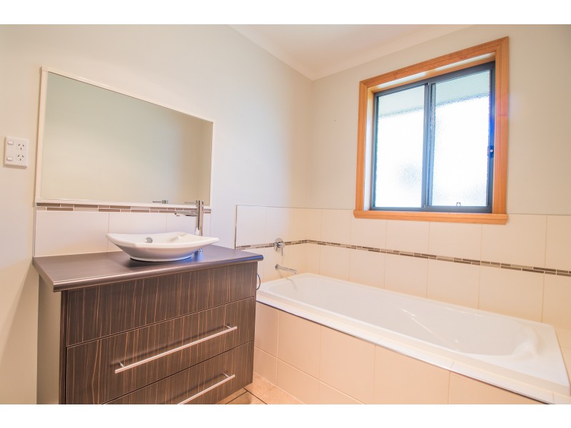40 Pleasant Hills Drive, Grindelwald TAS 7277