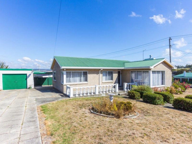 9 Sayer Street, Newnham TAS 7248