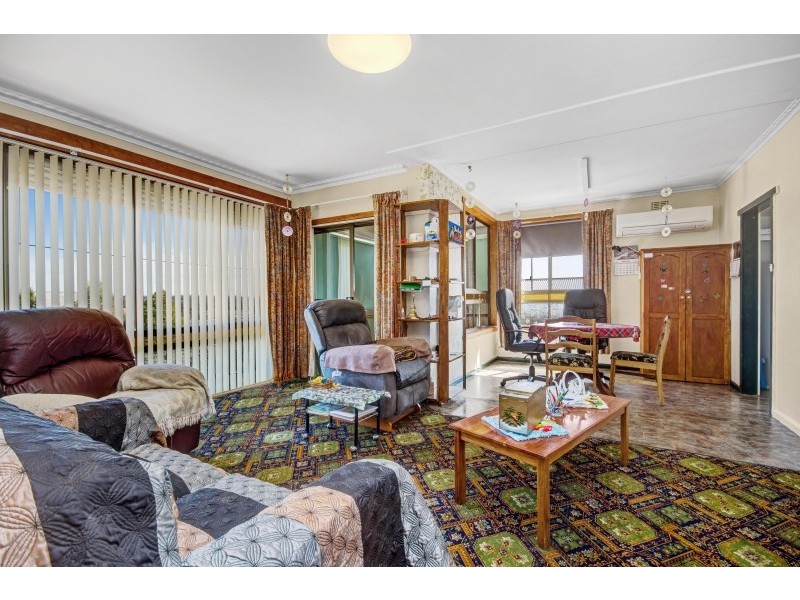 148 Charles Street, Beauty Point TAS 7270