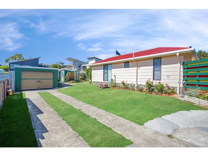 148 Charles Street, Beauty Point TAS 7270