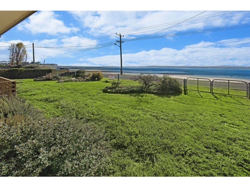 19 Foreshore Road, Kelso TAS 7270