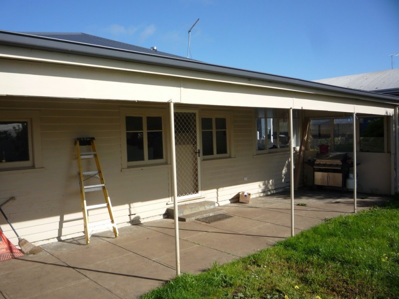 8 Kitchener Avenue, Beauty Point TAS 7270