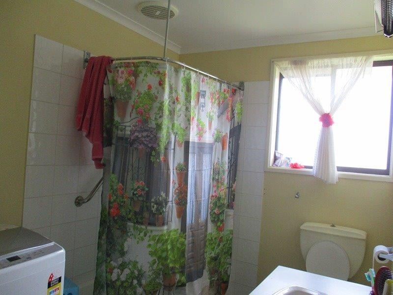 3 and 4/22 Bishops Drive, Newnham TAS 7248