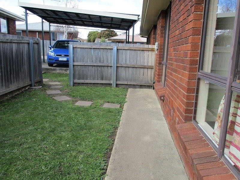 3 and 4/22 Bishops Drive, Newnham TAS 7248