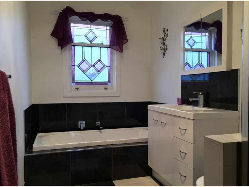 7 Robin Street, Newstead TAS 7250