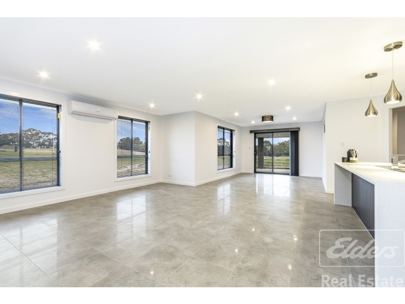 14 Braeburn Parade, Legana TAS 7277