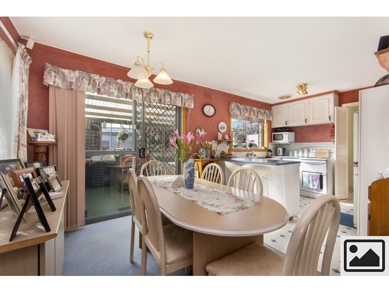 6 Rowland Crescent, Summerhill TAS 7250