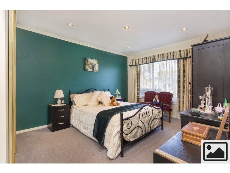 6 Rowland Crescent, Summerhill TAS 7250