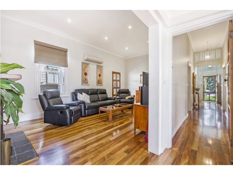 11 Dowling Street, Launceston TAS 7250