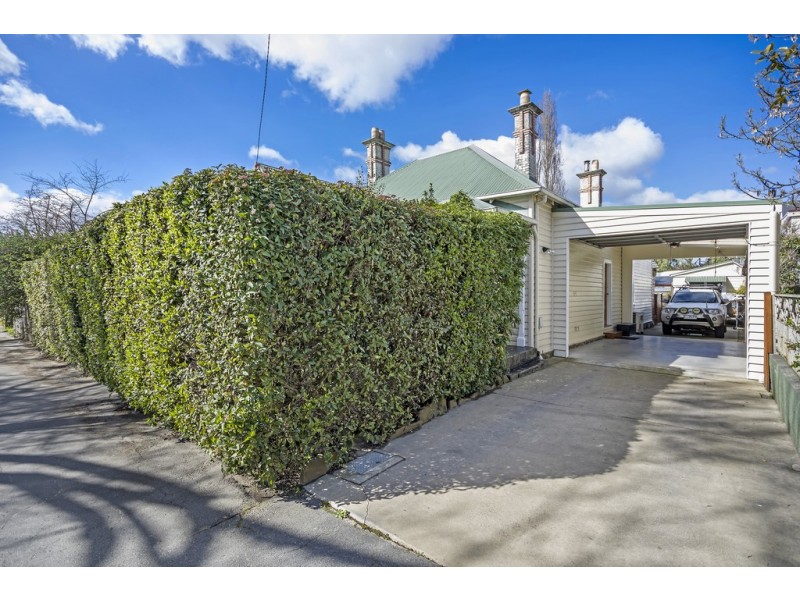11 Dowling Street, Launceston TAS 7250