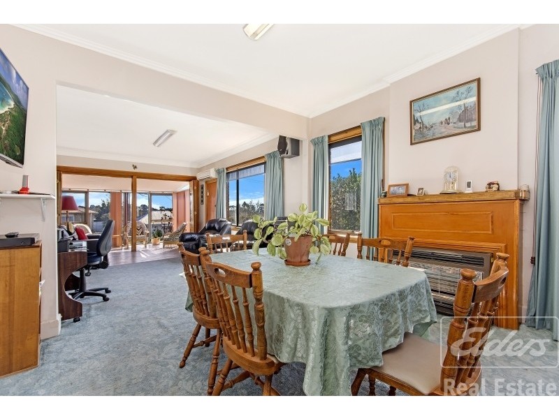 5 Freeland Crescent, Riverside TAS 7250