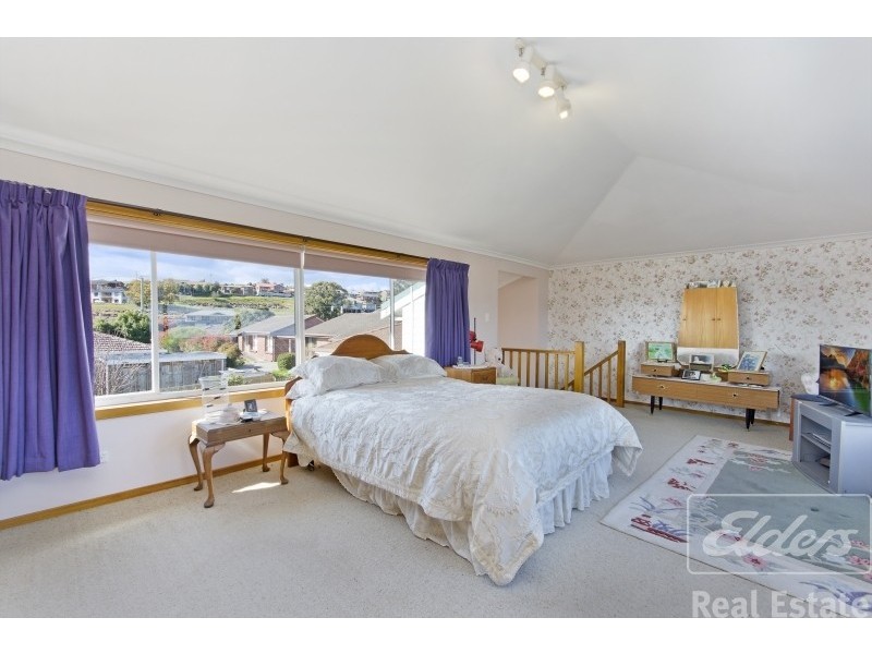 35 Bronzewing Avenue, Newnham TAS 7248