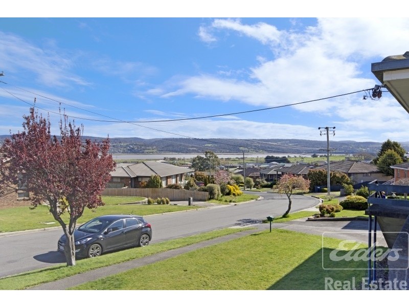 35 Bronzewing Avenue, Newnham TAS 7248