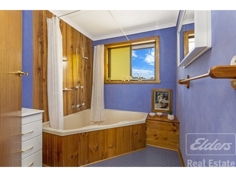 37 Station Road, St Leonards TAS 7250