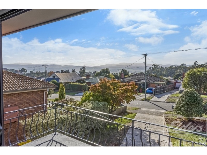 28 Chestnut Road, Youngtown TAS 7249