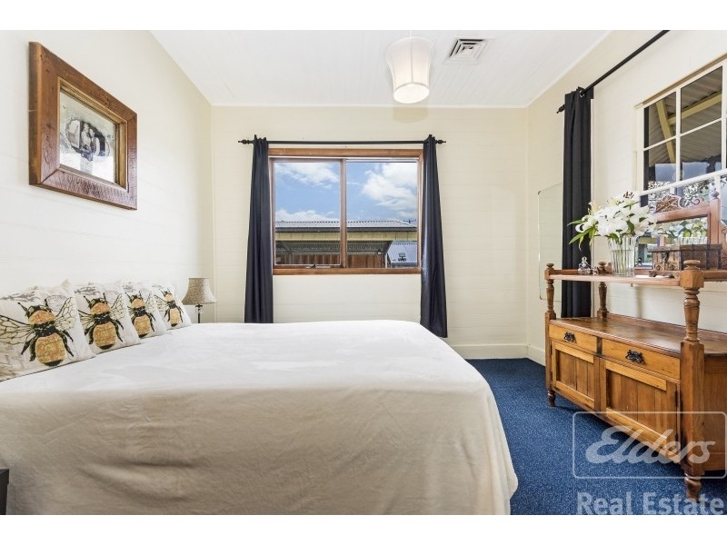 32 Station Road, Lilydale TAS 7268