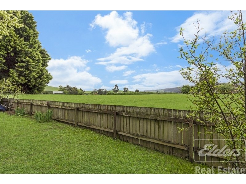 32 Station Road, Lilydale TAS 7268