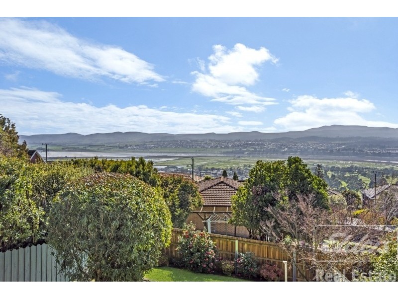 2 Tennyson Drive, Riverside TAS 7250
