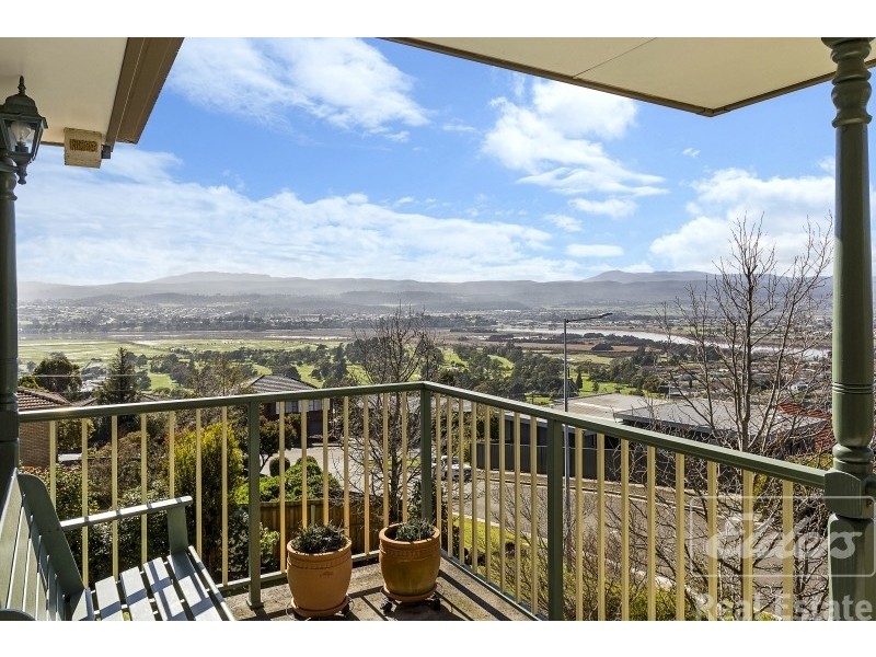 2 Tennyson Drive, Riverside TAS 7250