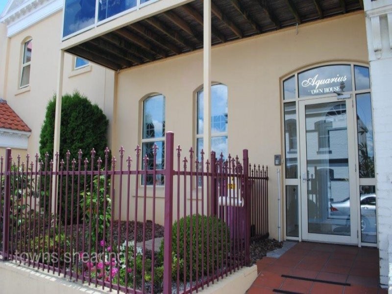 2/127 George Street, Launceston TAS 7250