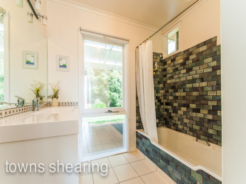 1 Cooper Crescent, Riverside TAS 7250