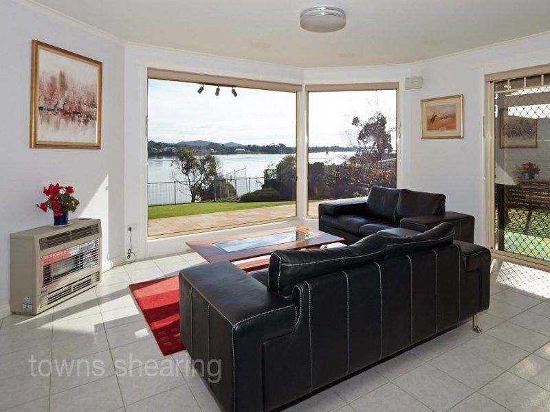 2 Tamar Avenue, George Town TAS 7253