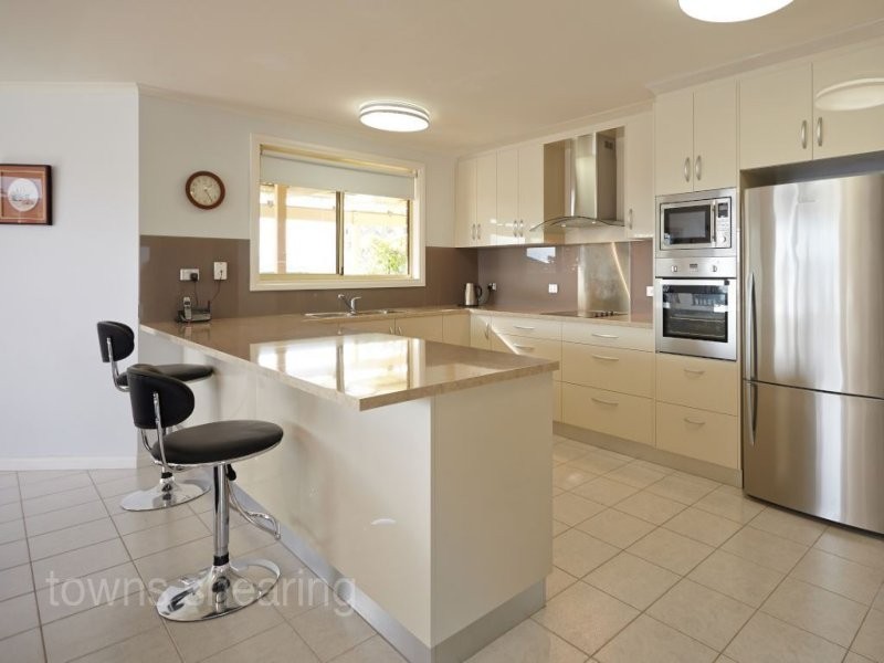 2 Tamar Avenue, George Town TAS 7253