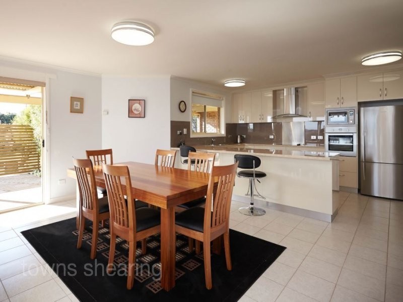 2 Tamar Avenue, George Town TAS 7253