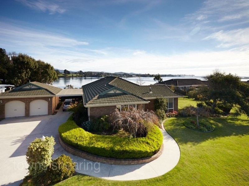 2 Tamar Avenue, George Town TAS 7253