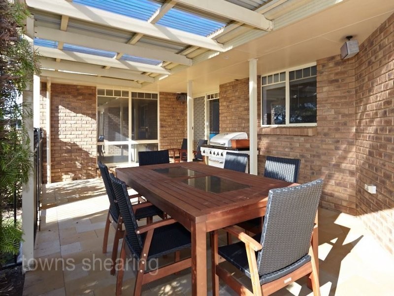 2 Tamar Avenue, George Town TAS 7253