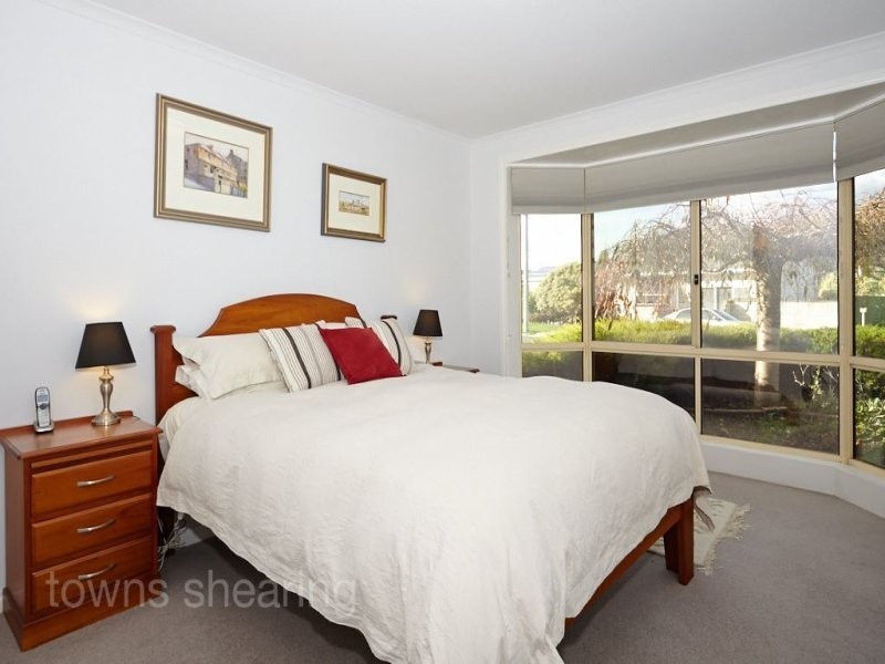 2 Tamar Avenue, George Town TAS 7253