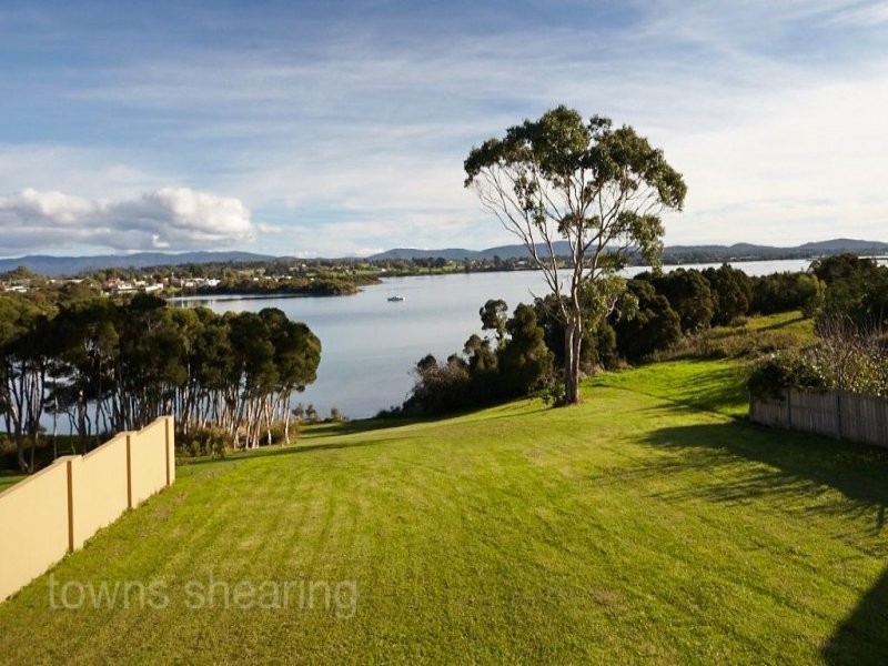 12 Reece Street, George Town TAS 7253