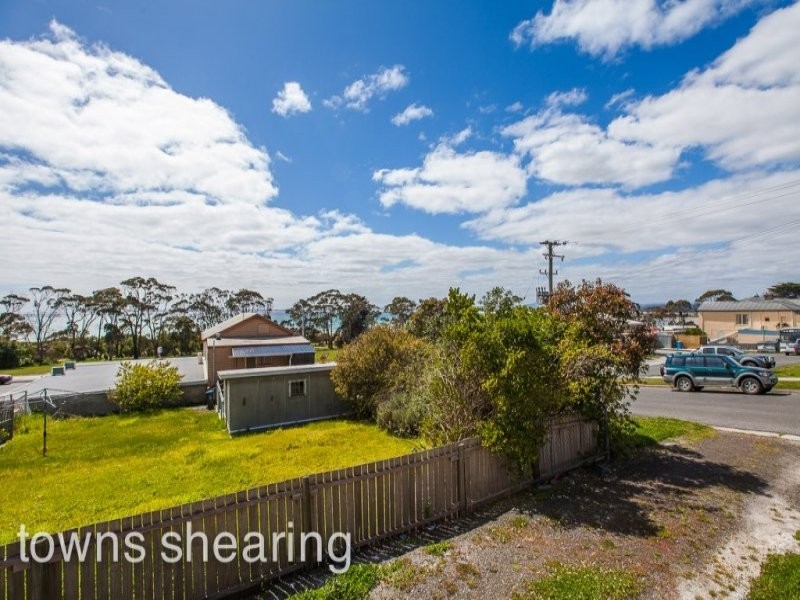 2 Henry Street, Bridport TAS 7262