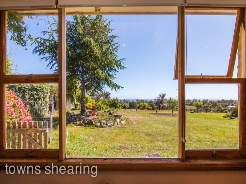 1985 Bridport Road, Bridport TAS 7262