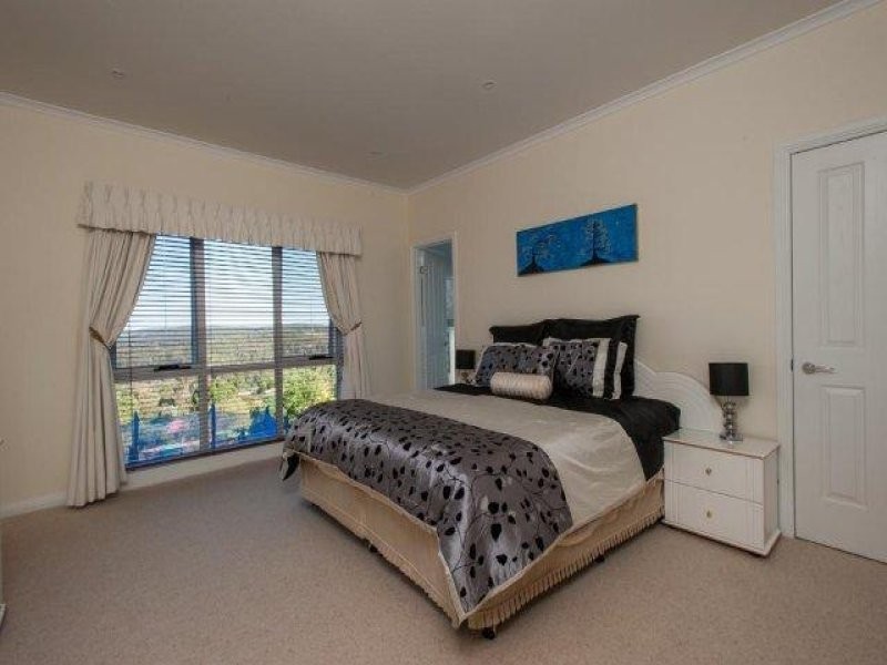 14 Skyline Avenue, Grindelwald TAS 7277