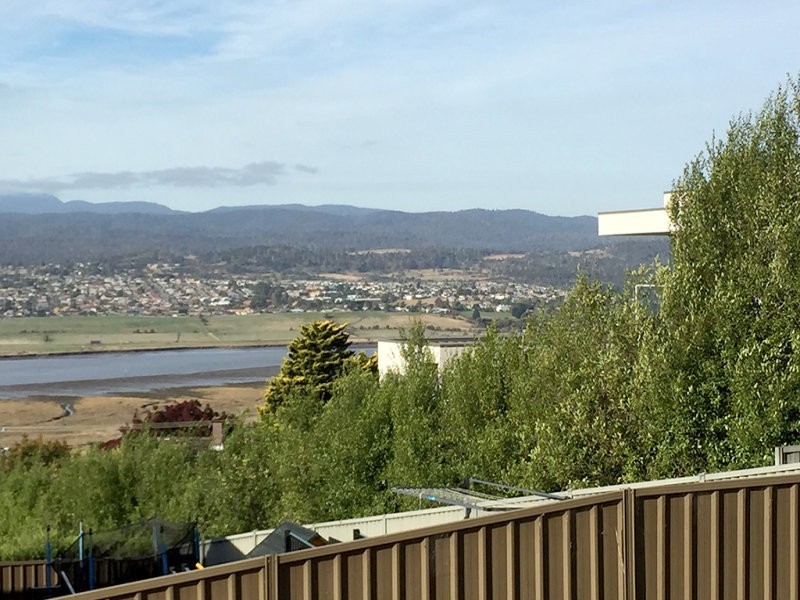 9 Carries Close, Riverside TAS 7250