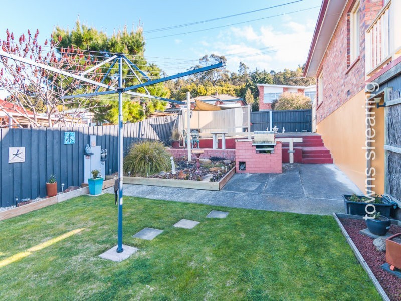 31 Ernest Street, Kings Meadows TAS 7249