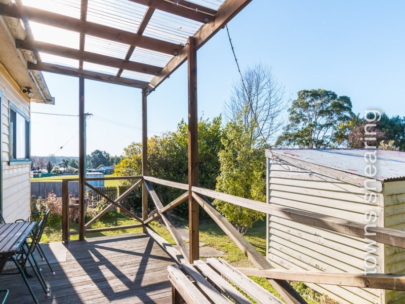 2 John Street, Beaconsfield TAS 7270