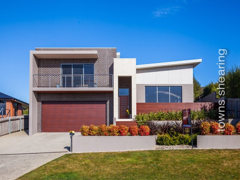 9 Bronte Court, Riverside TAS 7250